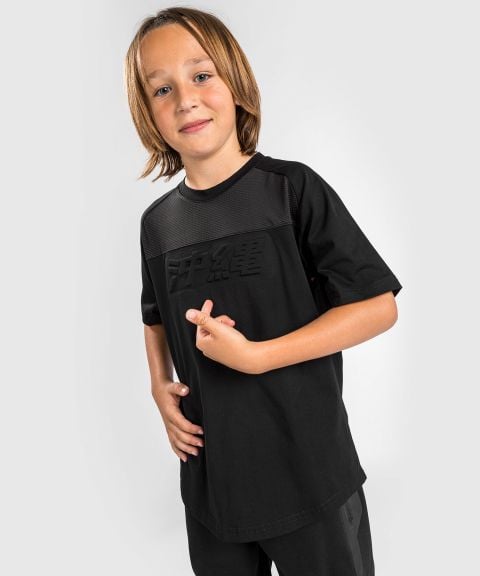 Camiseta Venum Okinawa 3.0 - Para Niño - Negro/Rojo