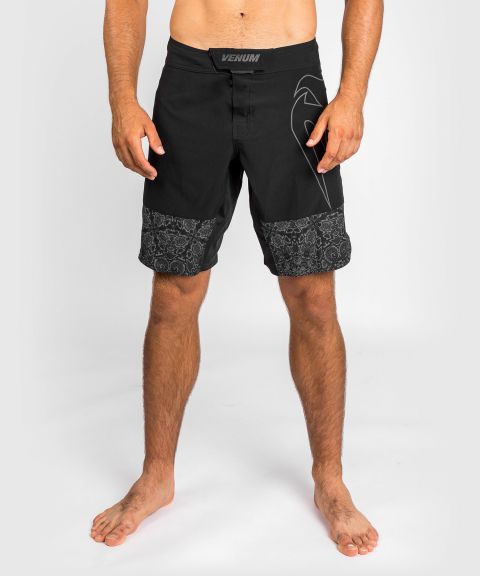 Pantalones cortos de lucha reflectante LIGHT 4.0 Venum - Negro/Negro