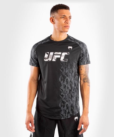 UFC Venum Authentic Fight Week Herren Performance Kurzarm T-Shirt - Schwarz