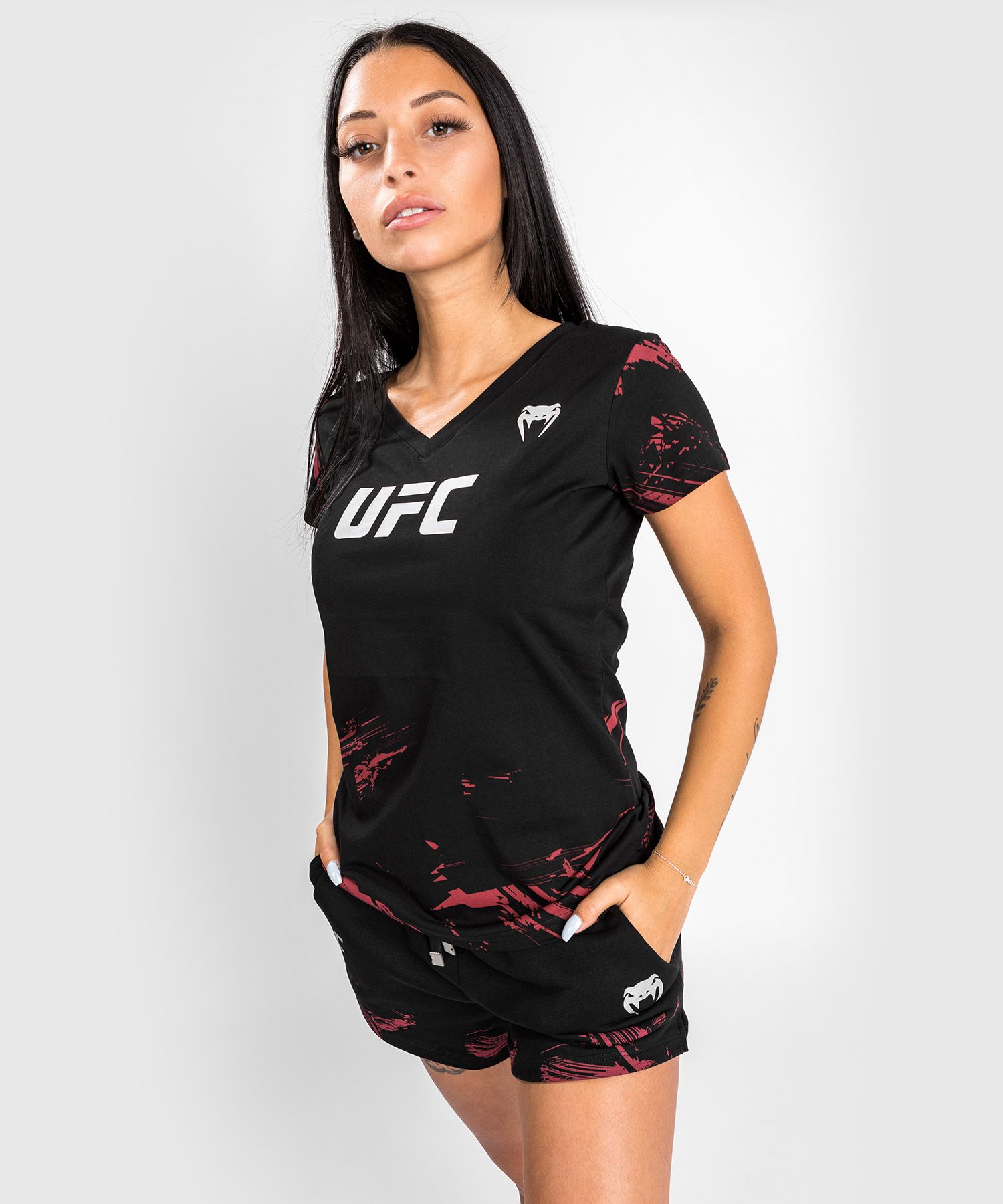 T-Shirt UFC Venum Authentic Fight Week 2.0 - Pour Femmes - Noir/Rouge