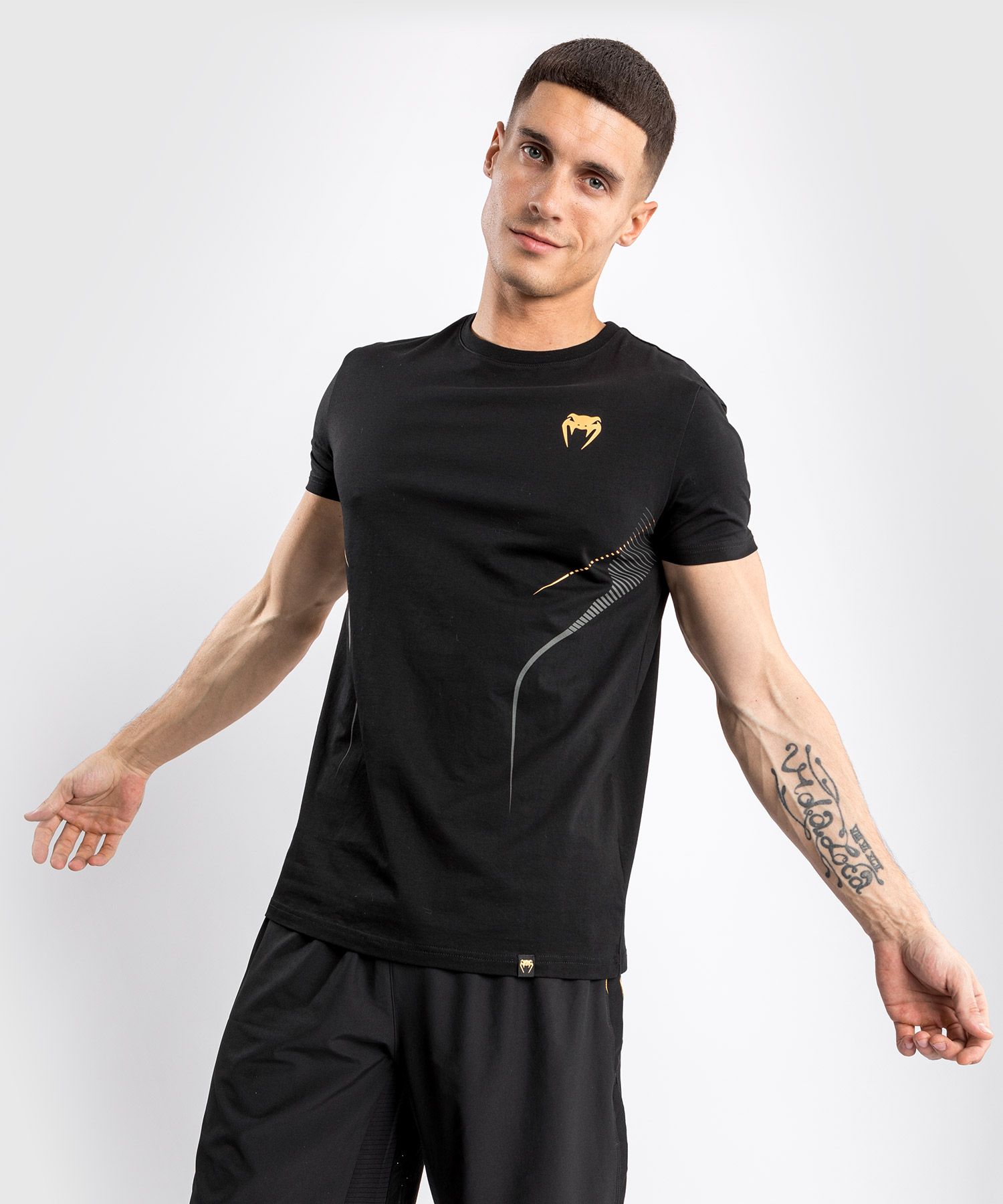 Venum Athletics T-shirt - Zwart/Goud