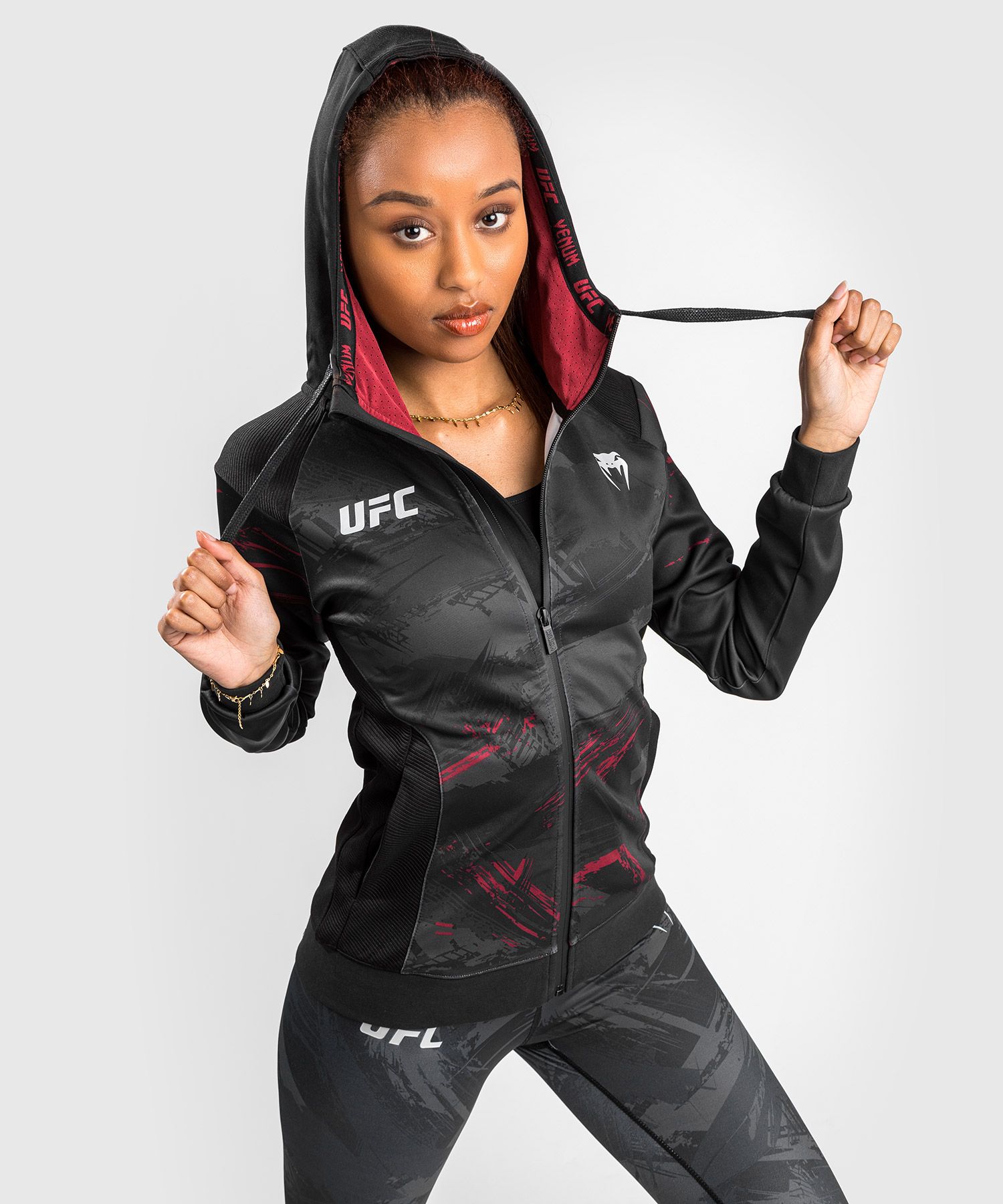 UFC Venum Authentic Fight Week 2.0 Zipped Sweatshirt – Für Frauen  – Schwarz 