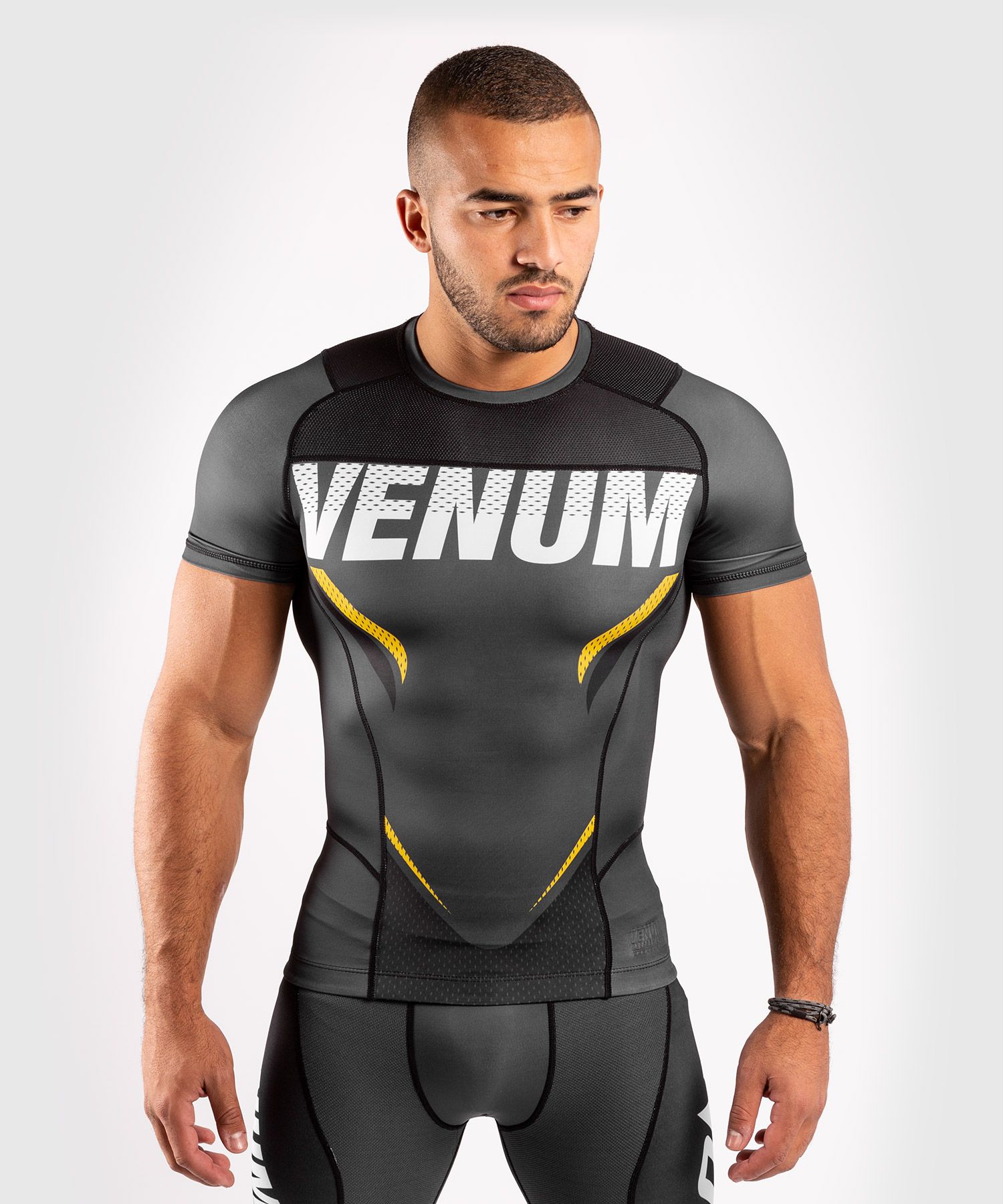 Venum ONE FC Impact Rashguard - short sleeves - Grey/Yellow