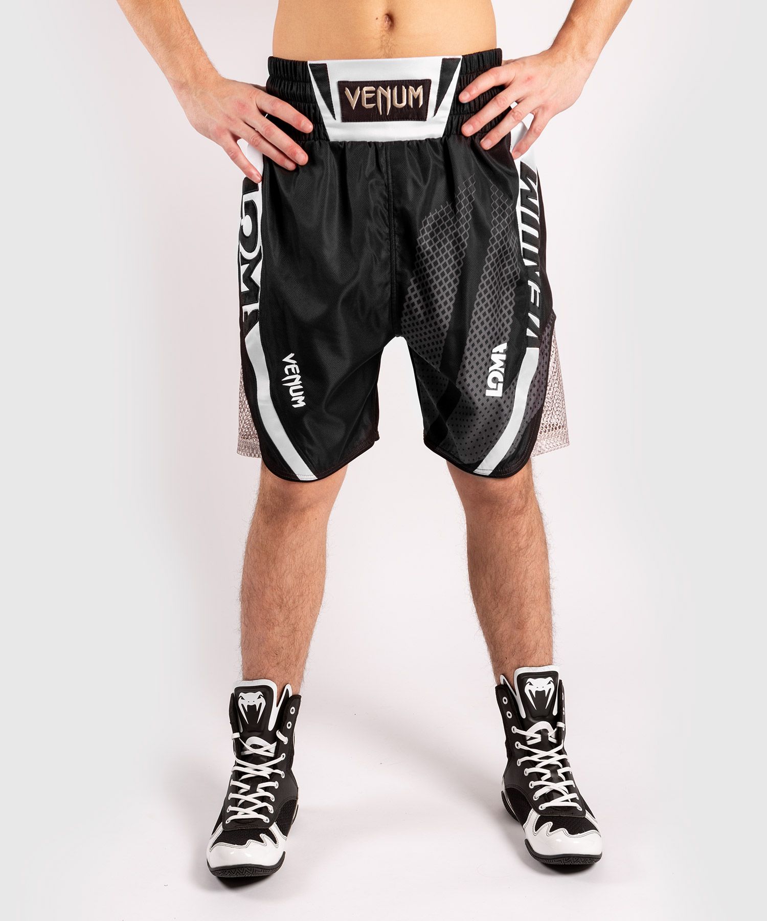 Pantalones cortos de boxeo Venum Arrow Loma Signature Collection - Negro / Blanco