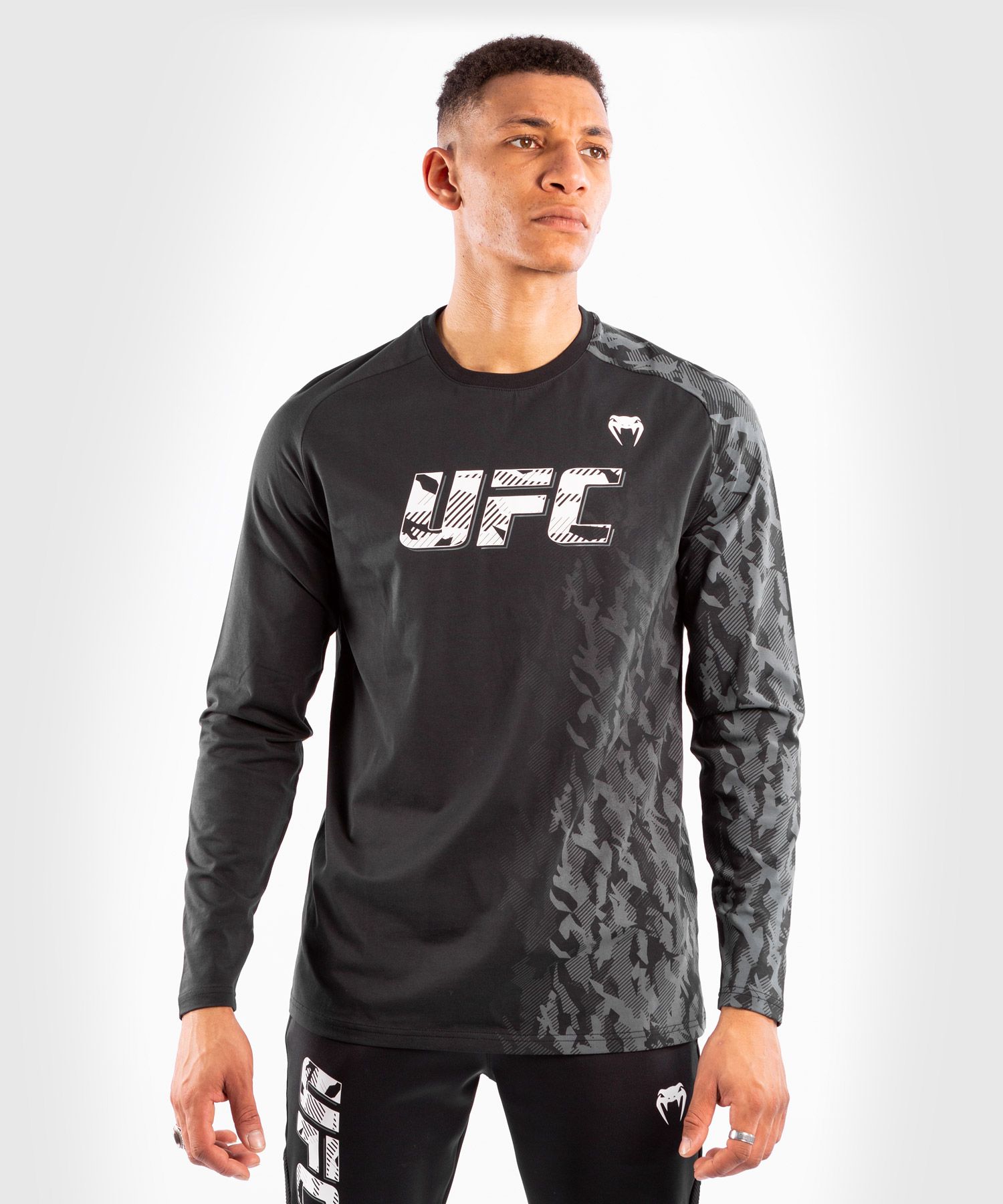 UFC Venum Authentic Fight Week T-shirt met lange mouwen voor heren - Zwart