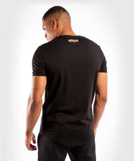 Camiseta Venum Petrosyan 2.0 - Negro/Dorado