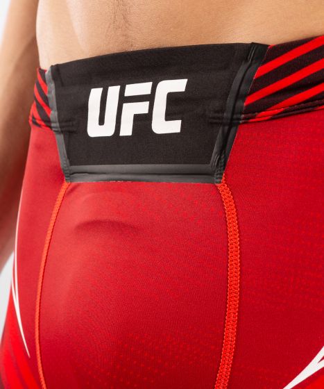 UFC Venum Authentic Fight Night Herren Vale Tudo Shorts - Short Fit - Rot