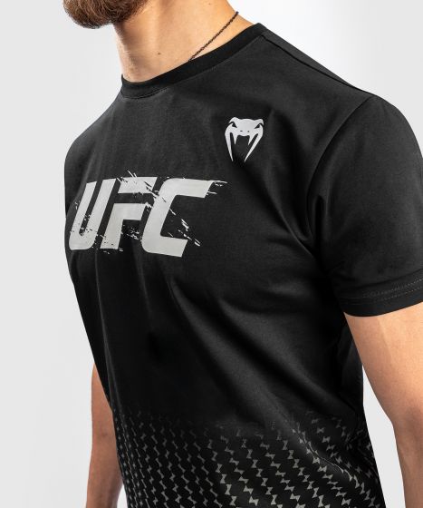 UFC Venum Authentic Fight Week 2.0 T-Shirt - Korte Mouwen -  Zwart