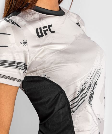 UFC Venum Authentic Fight Week 2.0 Dry-Tech T-Shirt – Für Frauen - Schwarz/Sand