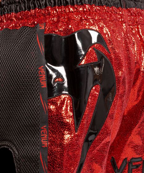 Pantaloncini da Muay Thai Venum Giant foil - Rosso/Nero