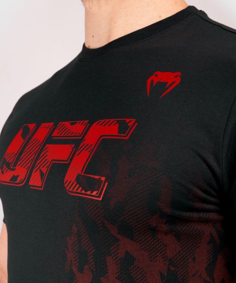 UFC Venum Authentic Fight Week Herren Kurzarm T-Shirt - Schwarz