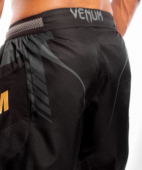 Pantalones cortos de combate Venum Athletics - Negro/Dorado