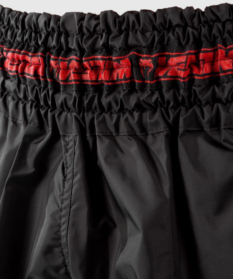 Pantalones cortos Venum Muay Thai Parachute - Negro/Rojo