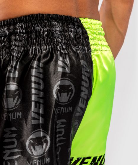Venum Logos Muay Thai Shorts - Schwarz / Gelb