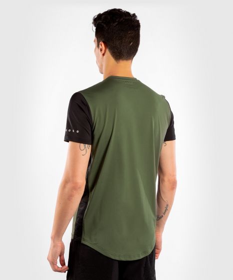 Venum CLASSIC EVO Dry-Tech T-Shirt - Khaki/Silber