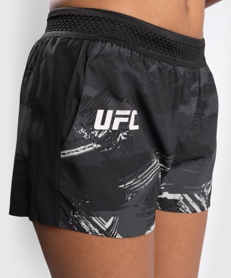 Pantalones cortos de entrenamiento UFC Venum Authentic Fight Week 2.0 - Para mujeres - Negro/Arena
