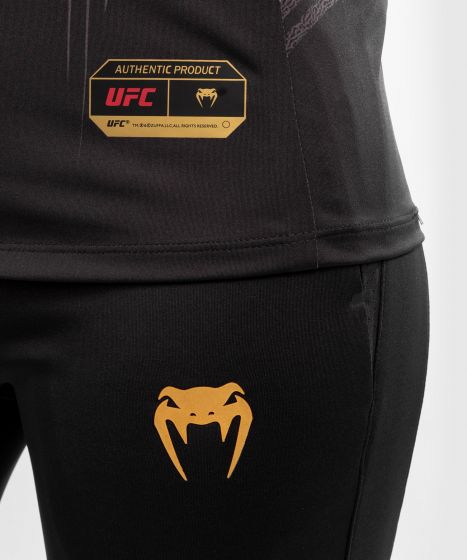 Camiseta Técnica Para Mujer UFC Venum Authentic Fight Night - Campeón 