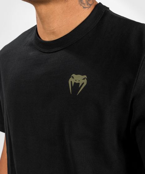 T-shirt Venum Fangs - Coupe Droite - Noir