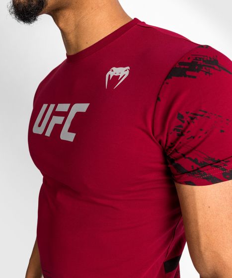 UFC Venum Authentic Fight Week 2.0 T-Shirt – Kurzarm – Rot 