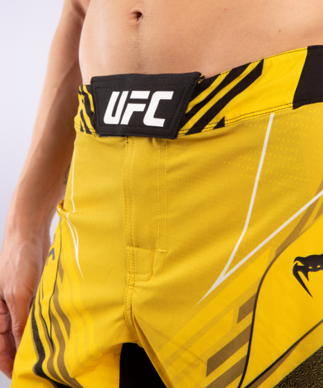 UFC Venum Pro Line Herren Shorts - Gelb