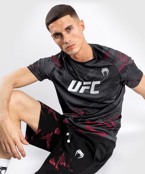 T-shirt Dry Tech Manches Courtes Homme UFC Venum Authentic Fight Week 2.0 - Noir