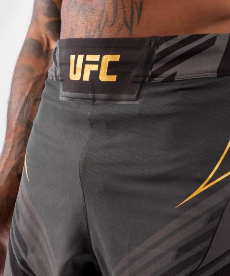 Pantalón De MMA Para Hombre UFC Venum Authentic Fight Night – Modelo Corto - Campeón 
