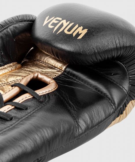 Gants de boxe pro Venum Giant 2.0 - Avec Lacets - Noir/Or