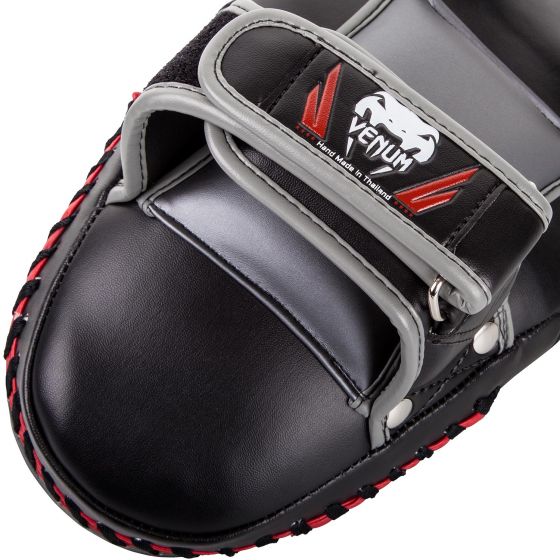 Venum Elite Small Kick Pads  - Black/Red