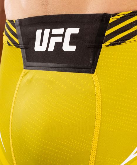 Pantaloncini da Vale Tudo Uomo UFC Venum Authentic Fight Night - Vestibilità Corta - Giallo