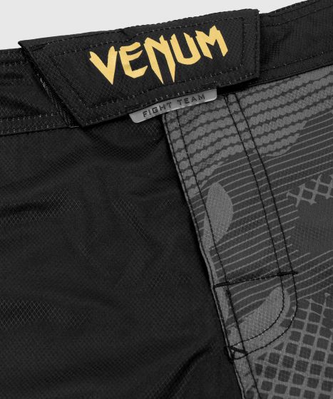 Venum Light 3.0 Fightshorts - Gold/Black