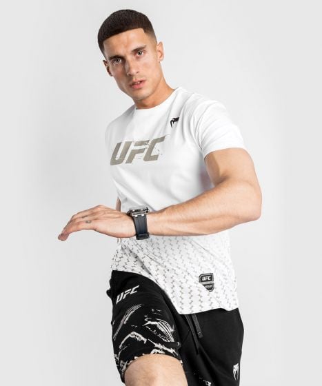 UFC Venum Authentic Fight Week 2.0 T-Shirt – Kurzarm – Weiß