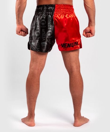 Pantaloncini da Muay Thai Venum Logos - Nero / Rosso