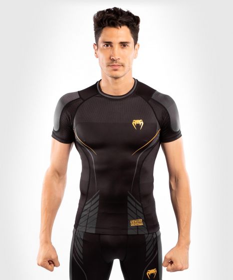 Venum Athletics Compressie T-Shirt - Zwart/Goud