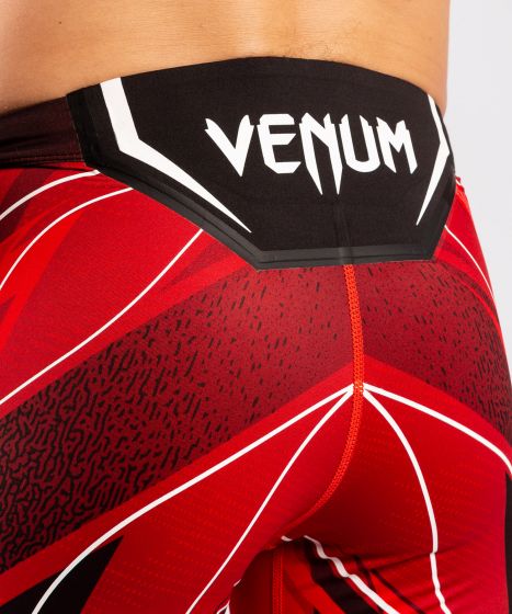 UFC Venum Authentic Fight Night Herren Vale Tudo Shorts - Short Fit - Rot