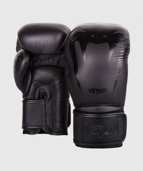 Venum Giant 3.0 Boxing Gloves - Nappa Leather - Black/Black