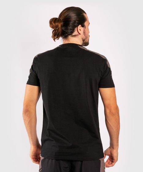Camiseta Venum Cargo - Negro/Gris