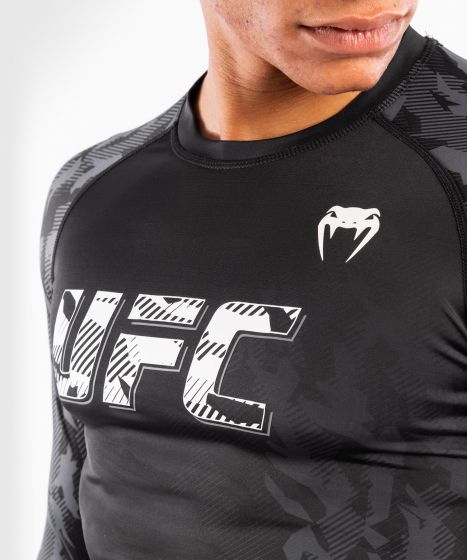 T-shirt de Compression Manches Longues Homme UFC Venum Authentic Fight Week - Noir