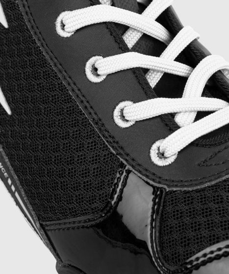 Chaussures de boxe Venum Giant Low - Noir/Blanc