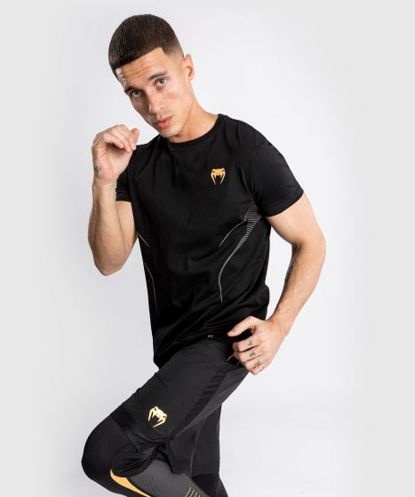 Camiseta de atletismo Venum - Negro/Dorado