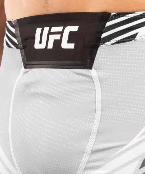 Pantalón De Vale Tudo UFC Venum Authentic Fight Night – Modelo Corto - Blanco