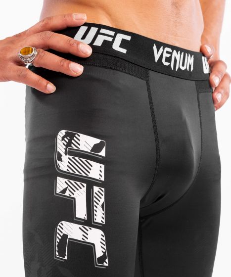 Pantalon de Compression Homme UFC Venum Authentic Fight Week - Noir